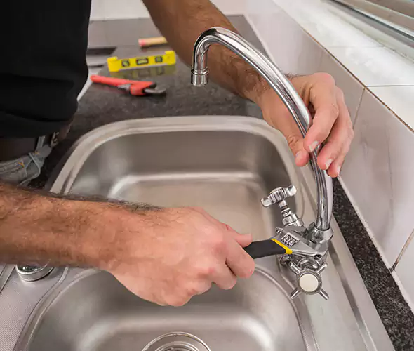 Local Experts for Faucet Repair in North Miami, FL:Schedule Affordable Faucet Repair Services with Us