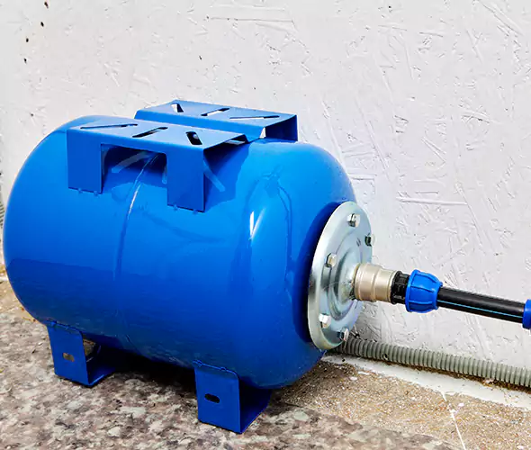 Expert Plumber for Well Pressure Tank Replacement in North Miami, FL: Schedule Affordable Tank Replacement Services with Us