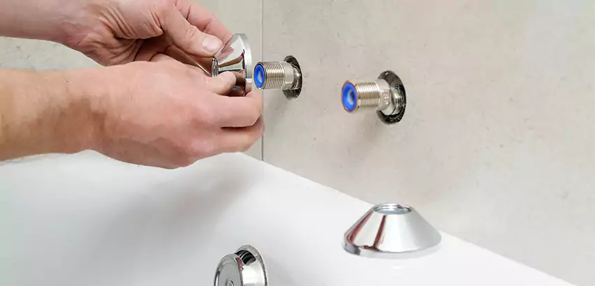 Bathtub Faucet Diverter Replacement in North Miami