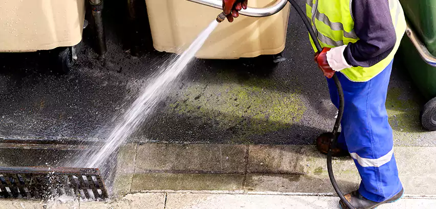 Jet Drain Cleaning in North Miami